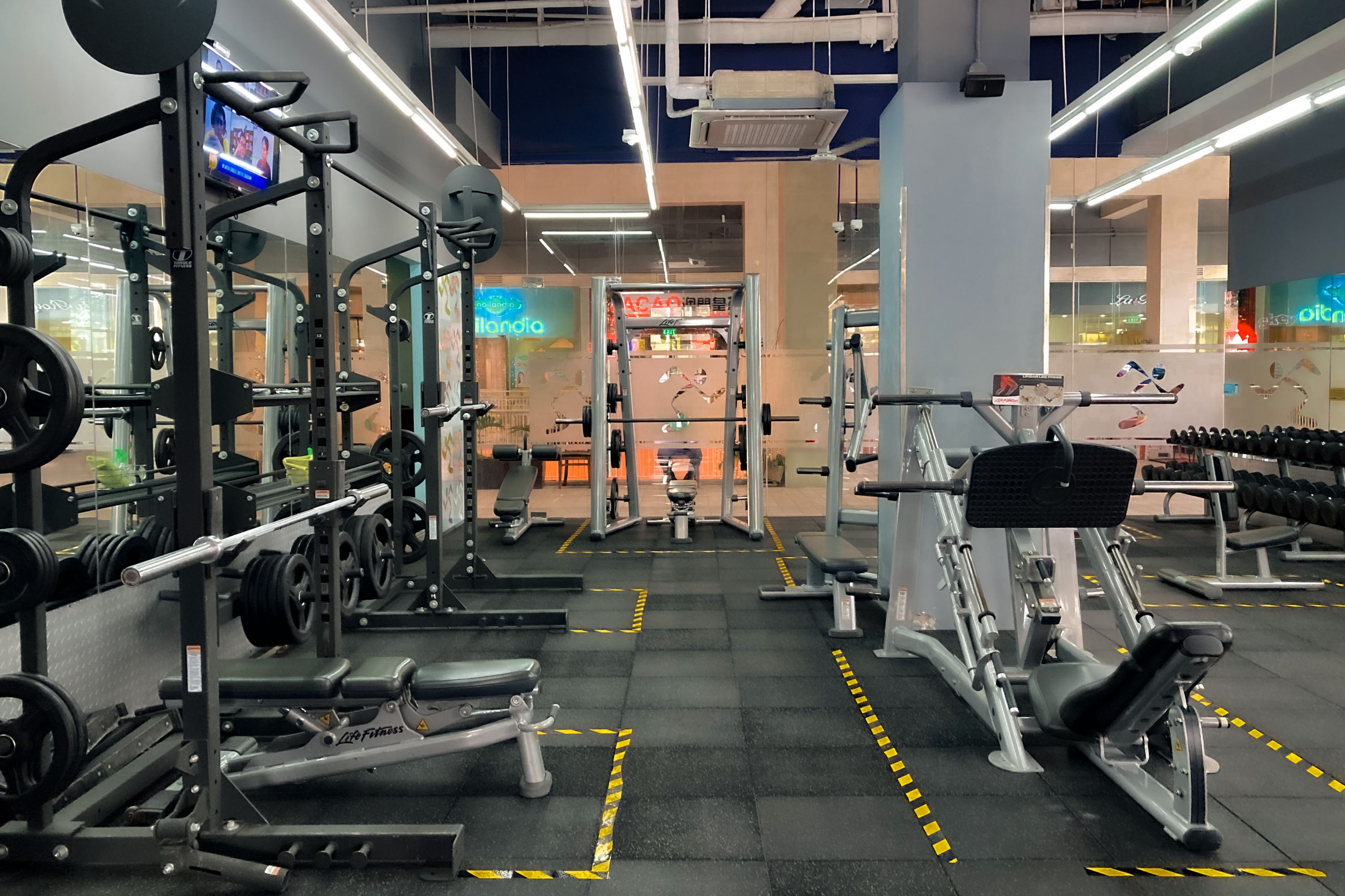 McGregor One interior